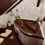 U Potkrovlju