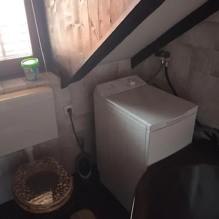 U Potkrovlju Apartment